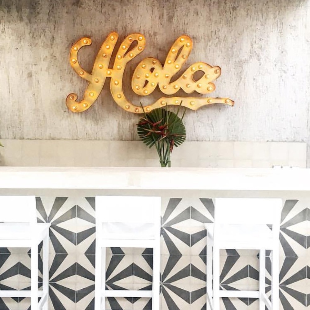 Meet your Posher, Monica